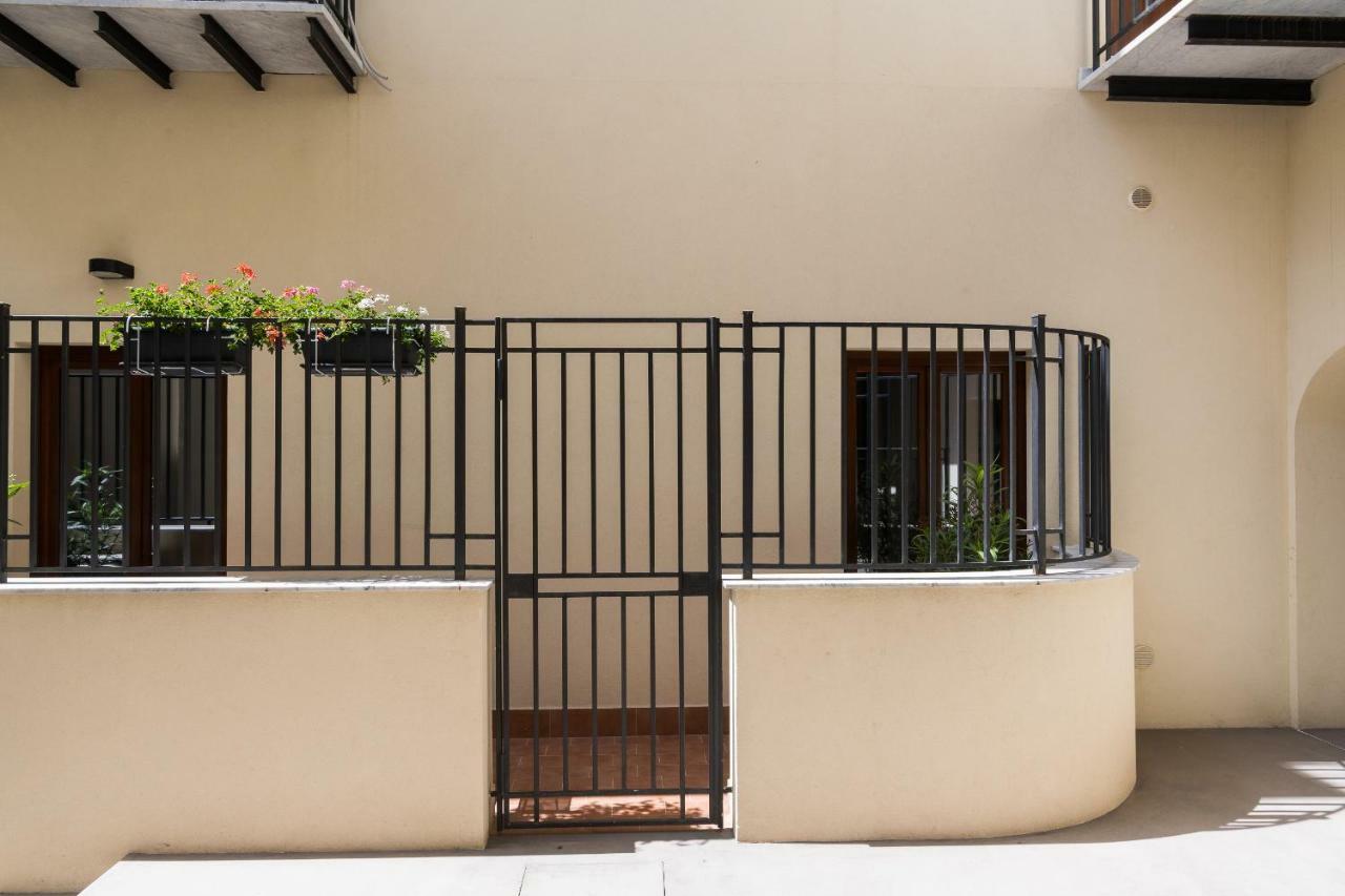 A&G Dimore Di Famiglia - Un Lusso Garbato Palermo Buitenkant foto